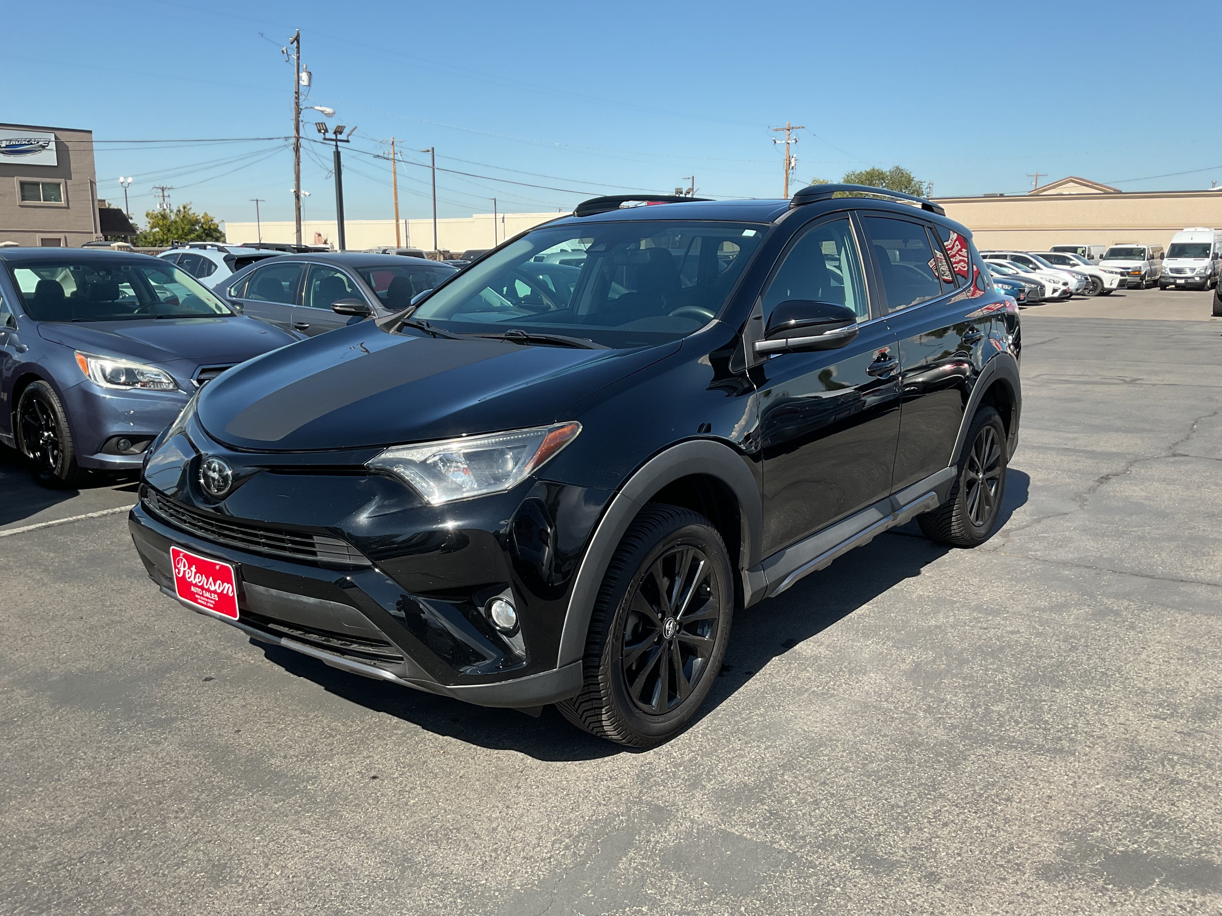 Used 2018 Toyota RAV4 Adventure AWD/4WD image 2