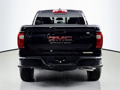 New 2025 GMC Canyon Elevation w/ Convenience Package image 6