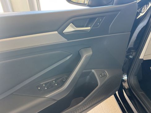 Used 2019 Volkswagen Jetta SE FWD image 27