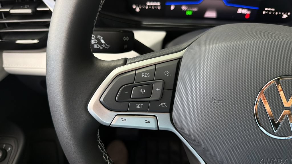 New 2026 Volkswagen Taos S FWD image 22