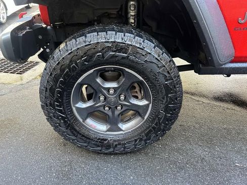 Used 2020 Jeep Gladiator Rubicon image 11