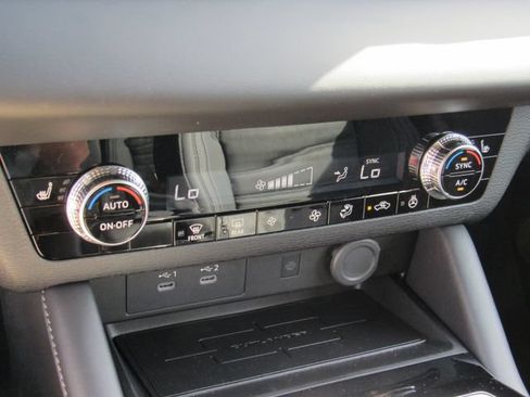 New 2026 Mitsubishi Outlander LE FWD image 26