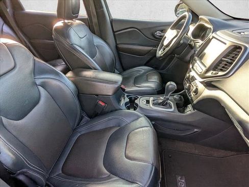 Used 2016 Jeep Cherokee Limited w/ Luxury Group image 21