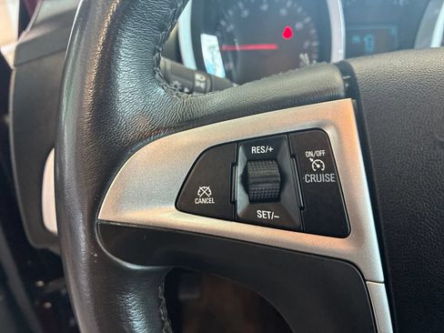 Used 2016 Chevrolet Equinox LTZ w/ Enhanced Convenience Package FWD image 17