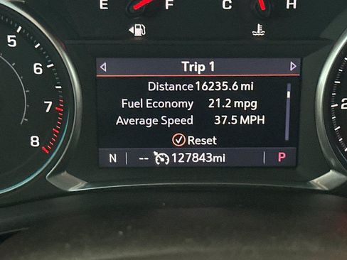 Used 2021 Chevrolet Traverse LT w/ LT Premium Package AWD/4WD image 29