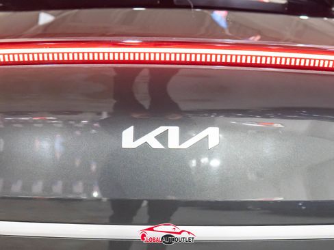 Used 2024 Kia EV6 Light image 45