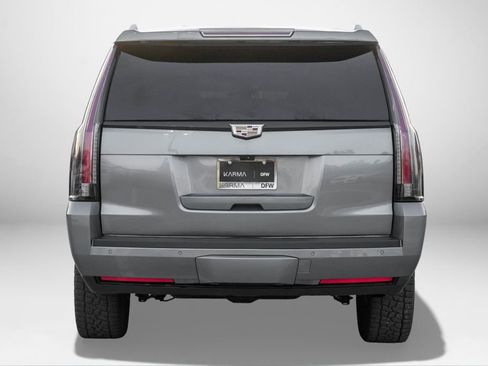 Used 2020 Cadillac Escalade ESV Luxury w/ Escalade Sport Edition image 7