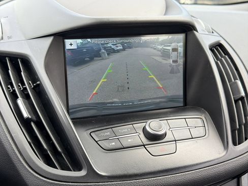 Used 2019 Ford Escape SEL FWD image 30