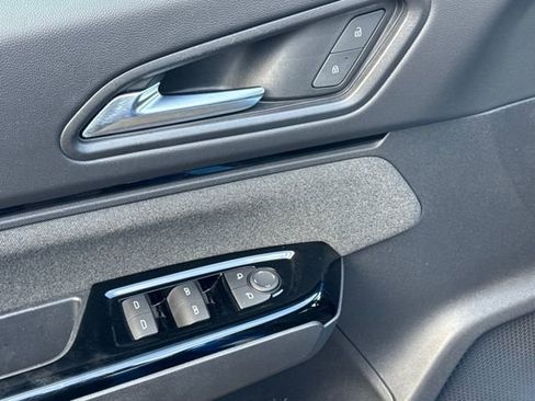 Used 2024 Honda Prologue EX image 5