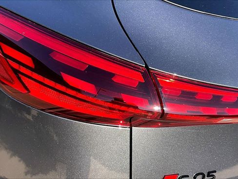 New 2025 Audi SQ5 Premium Plus image 14