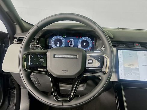 Used 2026 Land Rover Range Rover Velar Dynamic SE image 12
