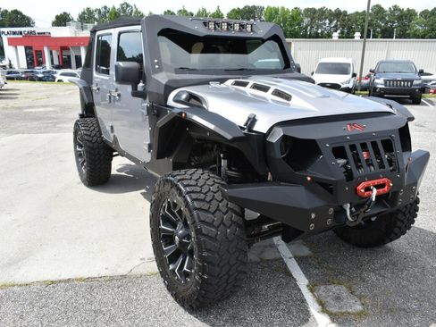 Used 2016 Jeep Wrangler Unlimited Rubicon AWD/4WD image 4