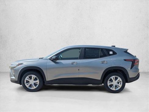 New 2026 Chevrolet Trax LS FWD image 5
