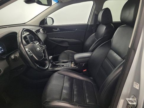 Used 2019 Kia Sorento EX AWD/4WD image 17
