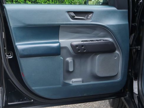 Used 2023 Ford Maverick XLT w/ Black Appearance Package FWD image 18