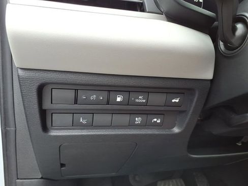 Used 2023 Mitsubishi Outlander SEL 40th Anniversary AWD/4WD image 24