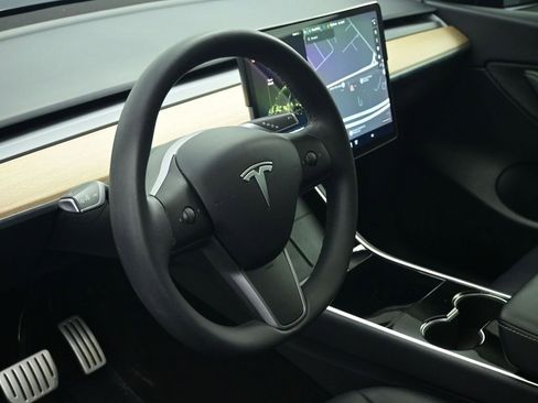 Used 2020 Tesla Model Y Performance image 46