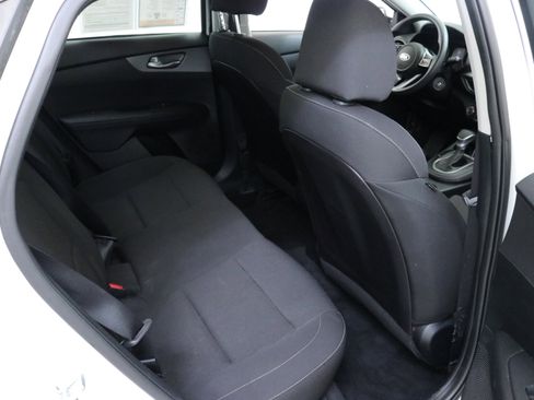 Used 2020 Kia Forte LXS image 25