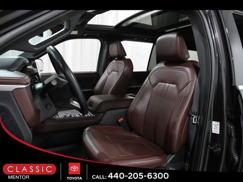 Used 2024 Ford Expedition Max Limited image 5