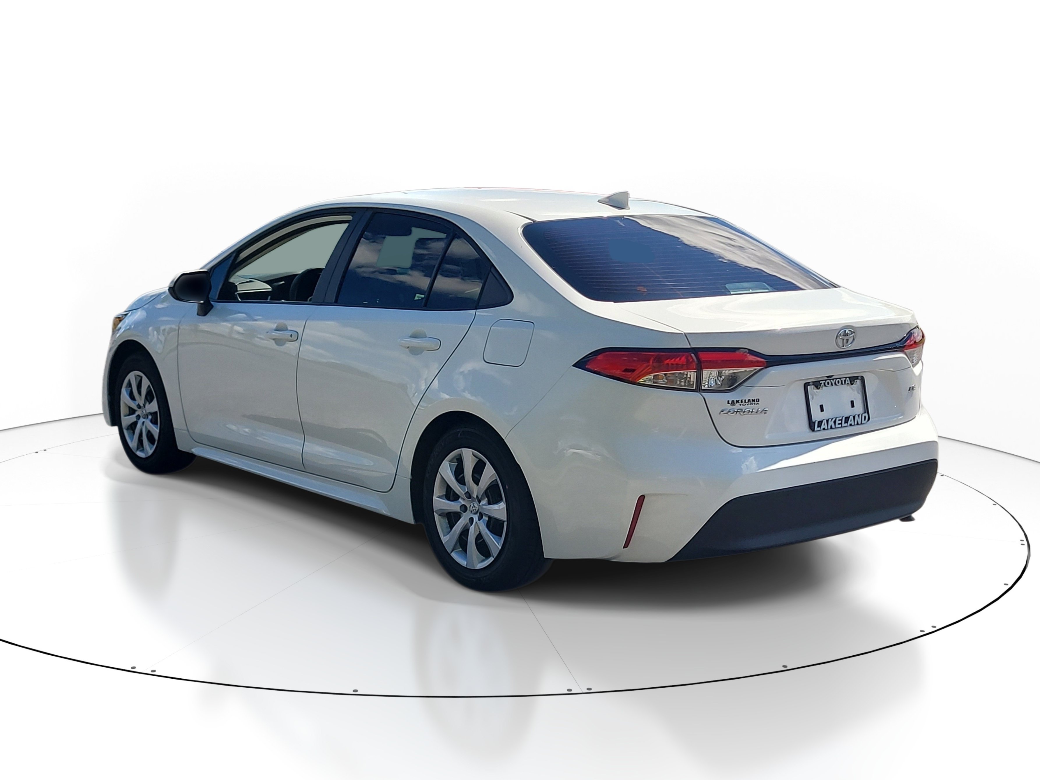 Certified 2026 Toyota Corolla LE FWD image 5