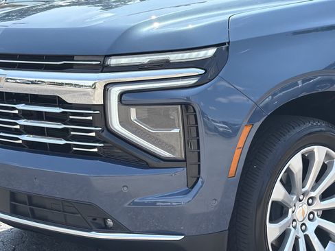 Used 2025 Chevrolet Tahoe Premier RWD image 8