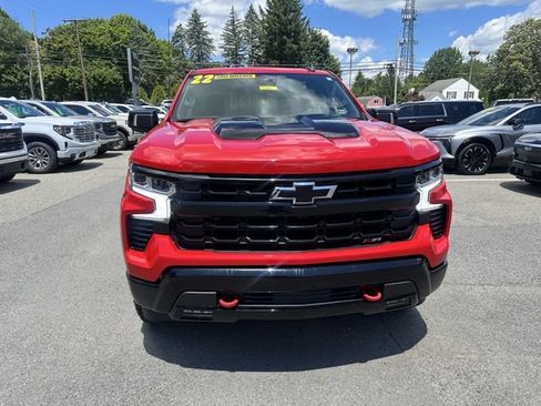 Used 2022 Chevrolet Silverado 1500 LT Trail Boss w/ LT Trail Boss Premium Package AWD/4WD image 8