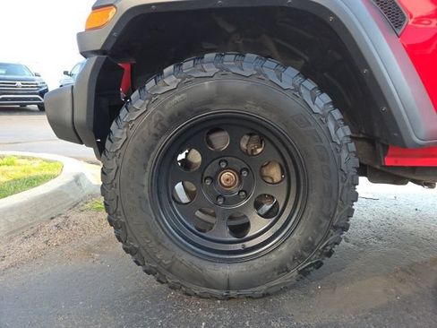 Used 2018 Jeep Wrangler Unlimited Sport AWD/4WD image 25