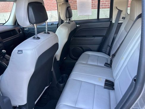 Used 2014 Jeep Patriot Sport w/ Power Value Group AWD/4WD image 7