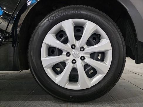 Used 2024 Toyota Corolla LE image 23