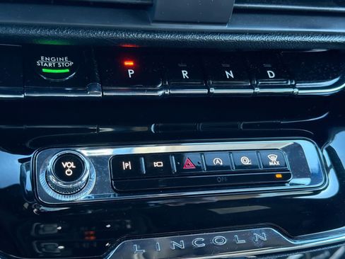 Used 2023 Lincoln Corsair Reserve w/ Equipment Group 201A image 35