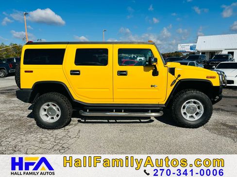 Used 2003 HUMMER H2 w/ Preferred Equipment Group image 6