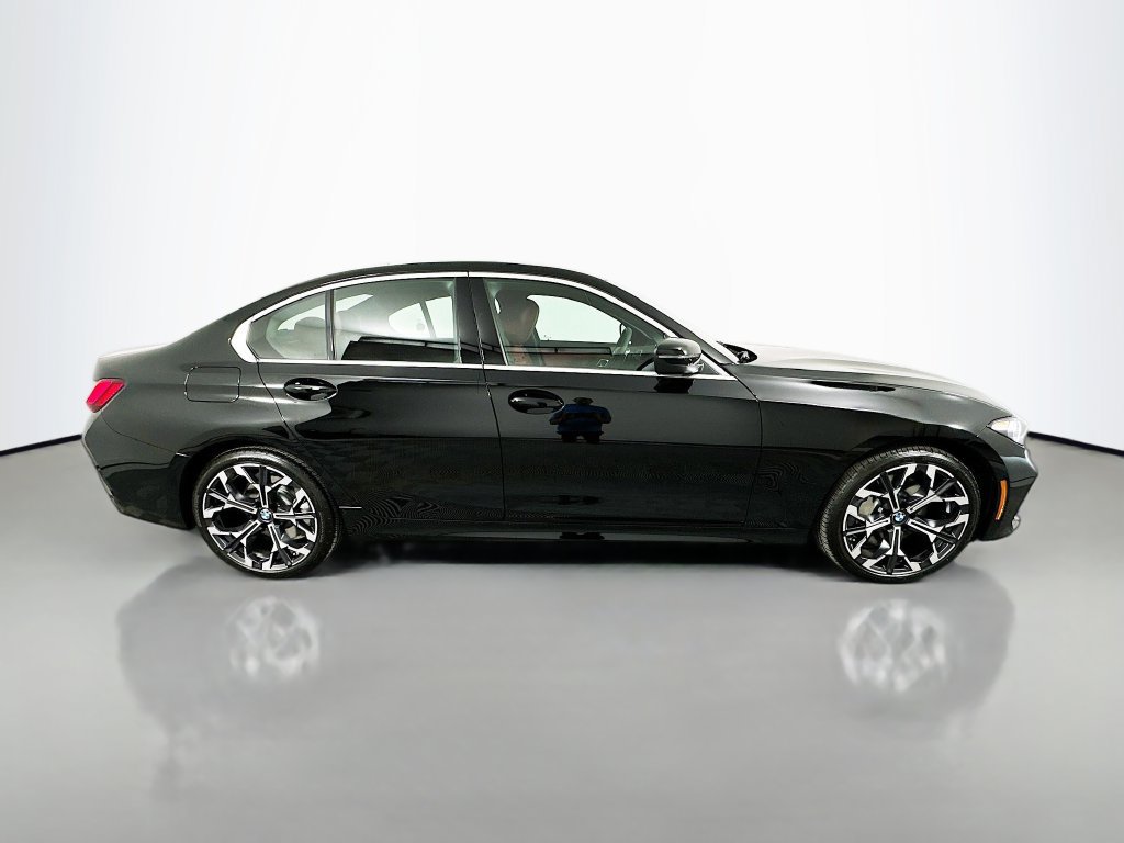 Used 2026 BMW 330i Sedan w/ Convenience Package RWD image 4