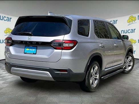 Used 2024 Honda Pilot EX-L image 6