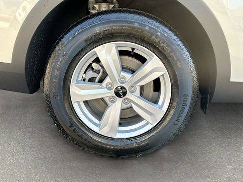 New 2026 Kia Sorento LX image 29