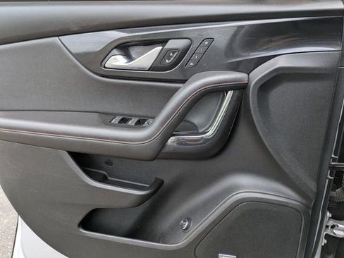 Used 2021 Chevrolet Blazer RS w/ Enhanced Convenience Package FWD image 14