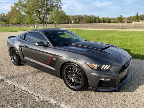 Used 2015 Ford Mustang GT Premium w/ GT Performance Package RWD image 7
