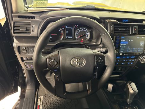 Used 2022 Toyota 4Runner TRD Pro AWD/4WD image 19