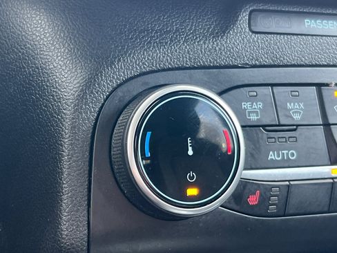 Used 2024 Ford Escape Active image 28