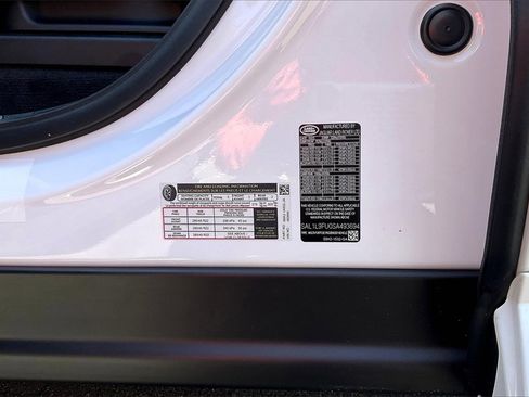 Used 2025 Land Rover Range Rover Sport Dynamic SE image 8