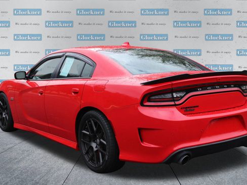 Used 2016 Dodge Charger R/T Scat Pack w/ Technology Group image 8