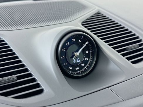 New 2026 Porsche Cayenne Coupe image 19