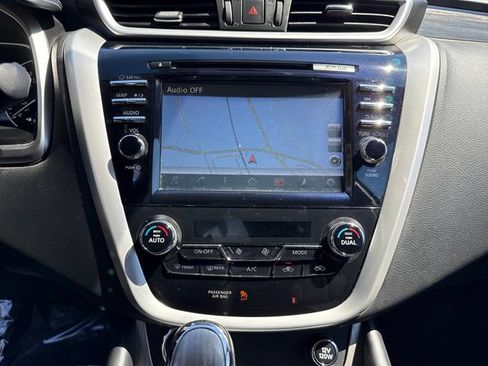 Used 2017 Nissan Murano SV AWD/4WD image 22