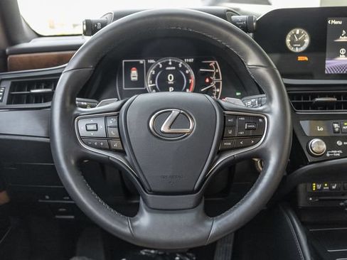 Used 2022 Lexus ES 350 w/ Premium Package FWD image 8