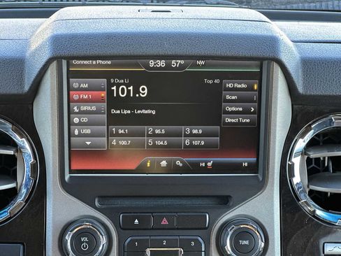 Used 2016 Ford F350 Platinum w/ Platinum Package image 12