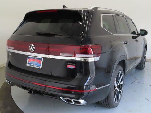 New 2026 Volkswagen Atlas SEL Premium R-Line AWD/4WD image 4