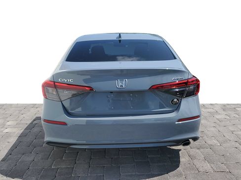 Used 2024 Honda Civic Sport image 5