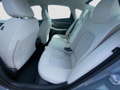 New 2026 Hyundai Sonata SE FWD image 17