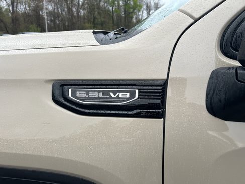 Used 2023 GMC Sierra 1500 Elevation w/ X31 Off-Road Package AWD/4WD image 5