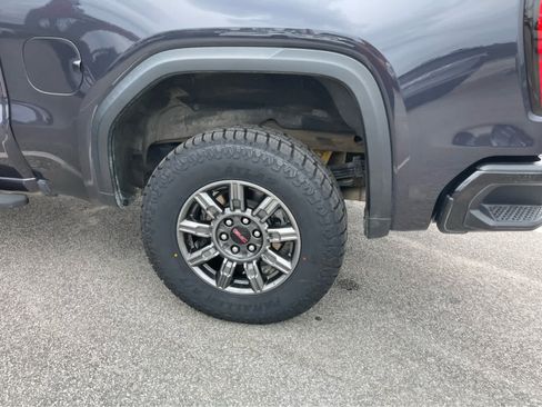 Used 2024 GMC Sierra 1500 AT4X AWD/4WD image 8