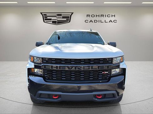 Used 2019 Chevrolet Silverado 1500 Custom Trail Boss w/ Custom Convenience Package AWD/4WD image 2